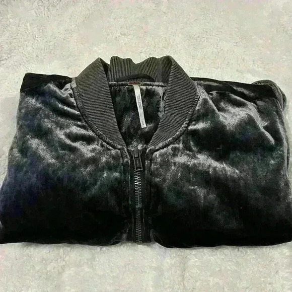 Free People Ruched Plush Velvet Bomber Jacket Medium Gray Draped Zip Front - Picture 1 of 7